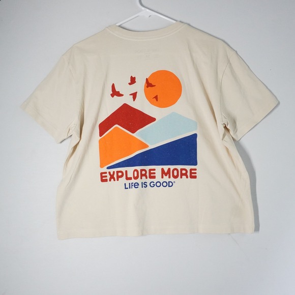 Life is Good NWT Explore More Switchback Graphic Crop T Shirt Women's M Hiking - Picture 1 of 7